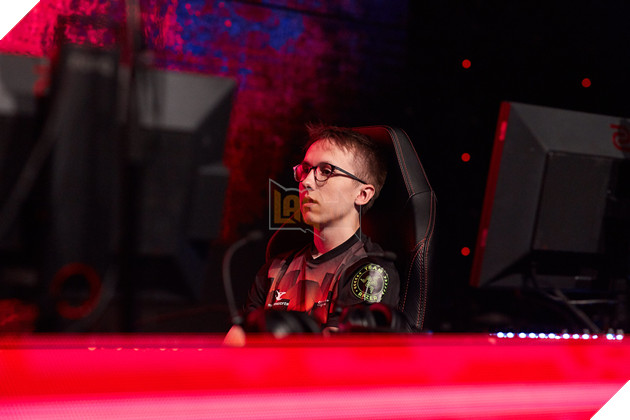 Tuyển thủ CS:GO của Faze Clan dương tính COVID ngay trước thềm giải đấu quan trọng