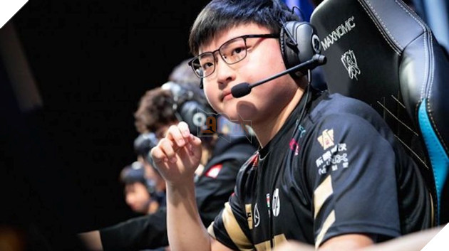 LMHT: Tỷ lệ thắng trên rank chỉ 35%, game thủ mỉa mai Uzi rằng còn lâu mới được thi đấu chính 3