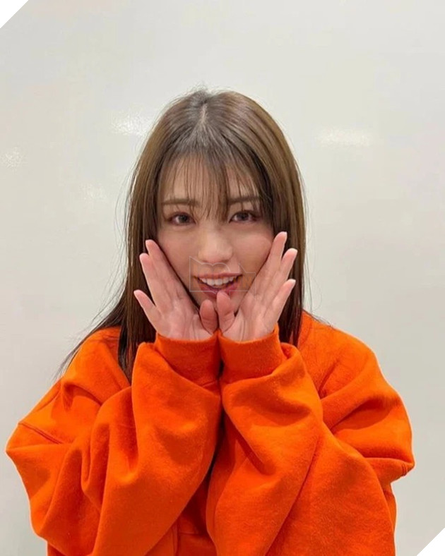 Cộng đồng không khỏi bàng hoàng khi biết danh tính thật sự của Nữ thần xinh đẹp Nhật Bản 7