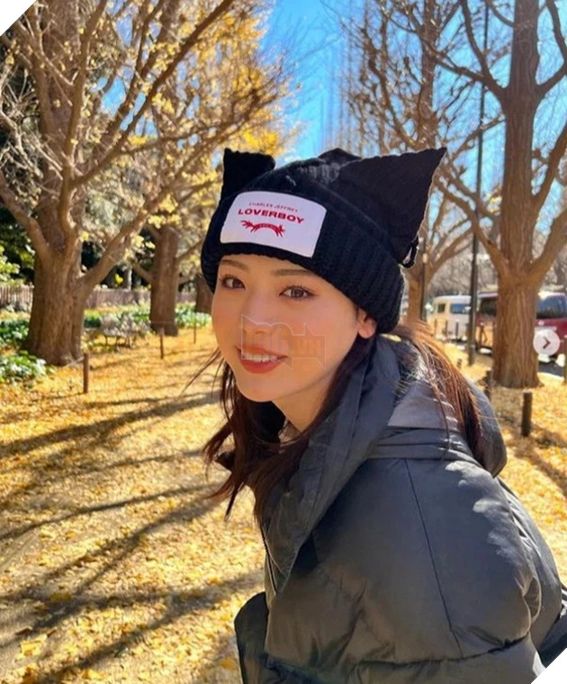 Cộng đồng không khỏi bàng hoàng khi biết danh tính thật sự của Nữ thần xinh đẹp Nhật Bản 6