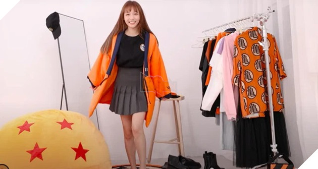Nữ Youtuber nhận được nhiều lời khen ngợi từ người hâm mộ khi thực hiện video quảng cáo cho Lookbook Dragon Ball