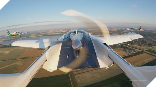 Siêu xe AirCar được chứng nhận đủ điều kiện bay và sẽ giao hàng vào cuối năm 2023 2