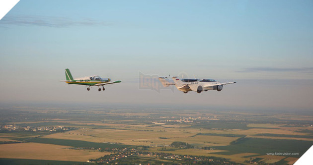 Siêu xe AirCar được chứng nhận đủ điều kiện bay và sẽ giao hàng vào cuối năm 2023 6