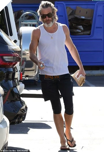 Hú hồn với diện mạo mới già nua của tài tử Wonder Woman điển trai 3