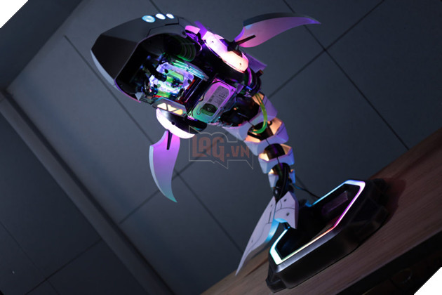 Cùng chiêm ngưỡng những cỗ máy PC với thiết kế độc đáo từ Cooler Master 8