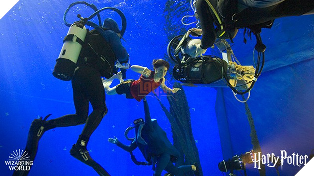 Nam diễn viên từng suýt chết trong lúc ghi hình Harry Potter  2