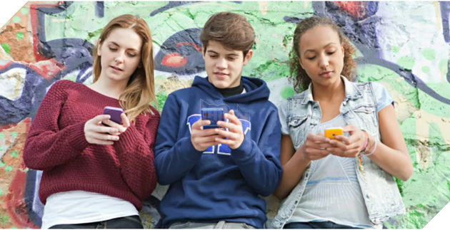 Món quà sinh nhật khủng cho chàng trai hoàn thành thử thách không dùng MXH trong 6 năm 2