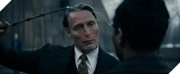 Fantastic Beasts 3 tung trailer hoành tráng về trận chiến phép thuật đầy khốc liệt 2