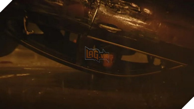 Đạo diễn Batman giải thích góc máy quay ngược khi bị Batmobile 3 truy đuổi