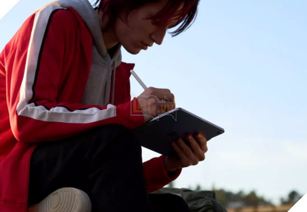 IPad Air được trang bị chip M1 với hiệu suất nhanh hơn 60%, đồ họa nhanh hơn gấp đôi 3