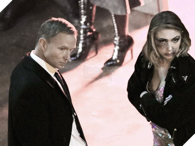 Tổng hợp toàn bộ những bức ảnh vạch ra kế hoạch của Riddler trong The Batman 13