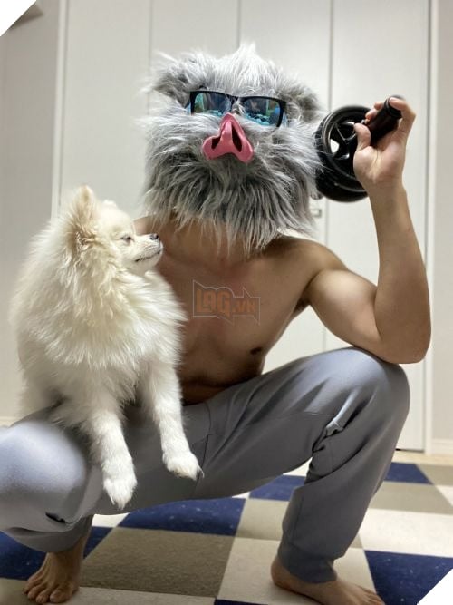 Fan của Thanh Gươm Diệt Quỷ quyết luyện tập để có thân hình 6 múi như Inosuke 3