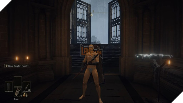 Người chơi Elden Ring phát điên lên vì phát hiện ra chiếc quần lót được NPH giấu kín từ game 3