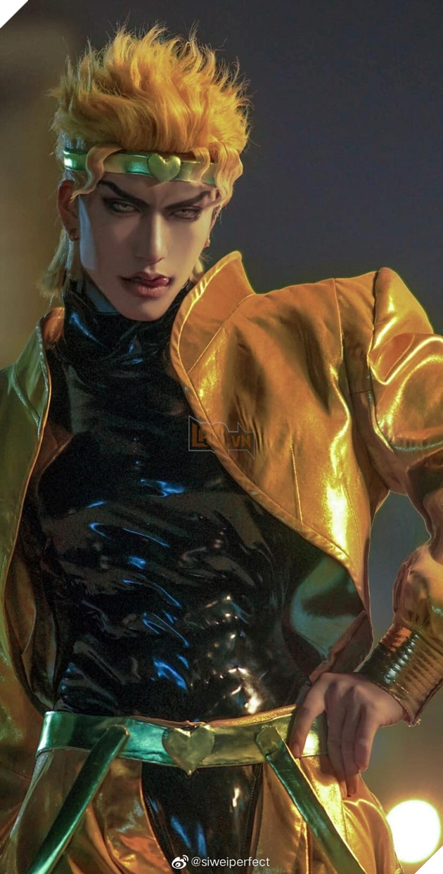 Xuất hiện bộ cosplay Dio Brando cực giống với bản gốc từ trang phục cho đến thần thái 4