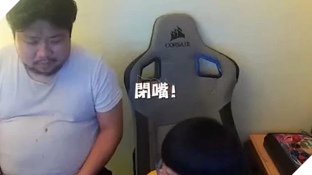 Đang dạy con chơi game, nam streamer bị vợ gank và pha xử lý khiến hài hước gây tranh cãi 2