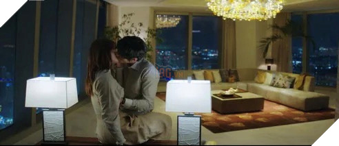                 chảy máu mũi trước cảnh 18+ của sao Hàn hẹn hò nơi công sở 