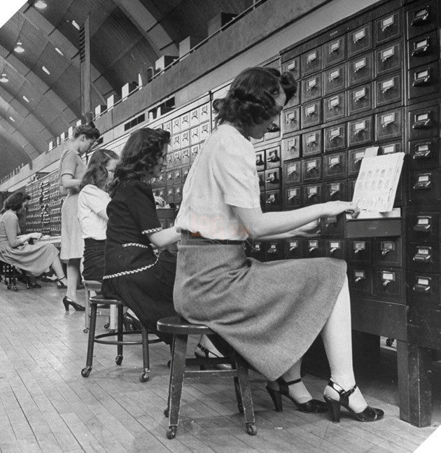 Khi chưa có máy tính, FBI đã lưu trữ dấu vân tay bằng cách nào? 3