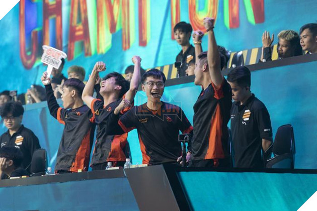 Tuyển thủ Team Flash chia sẻ niềm vui vô địch Yomost VFL Spring 2022 2