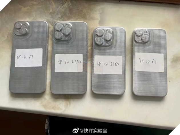 Khuôn mẫu kích thước iPhone 14 Max