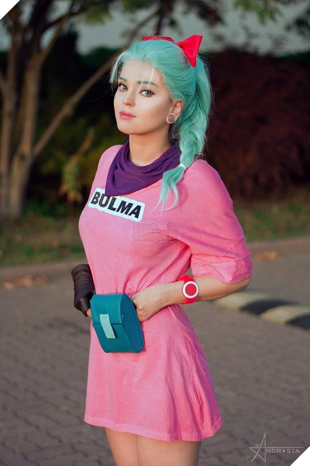 Cosplay bulma android 18 và goku phiên bản nữ