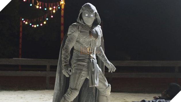 Nhà thiết kế trang phục Moon Knight hé lộ chi tiết ẩn trên hai bộ đồ trong phim 2