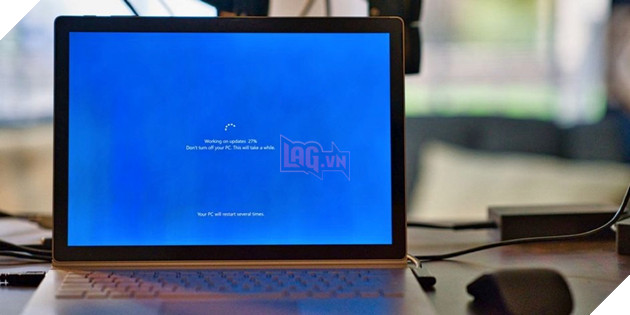 Không nên tắt tự động cập nhật Windows