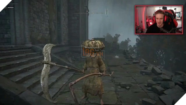 Huyền thoại Youtuber PewDiePie lại bị trộm ghé thăm nhà, suýt nữa thì mất nút Kim Cương Đỏ quý giá 5