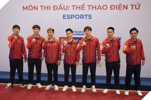Hình ảnh SEA Games 31 ngày 18/5: Chủ nhà gặp khó với sân chơi mới 19