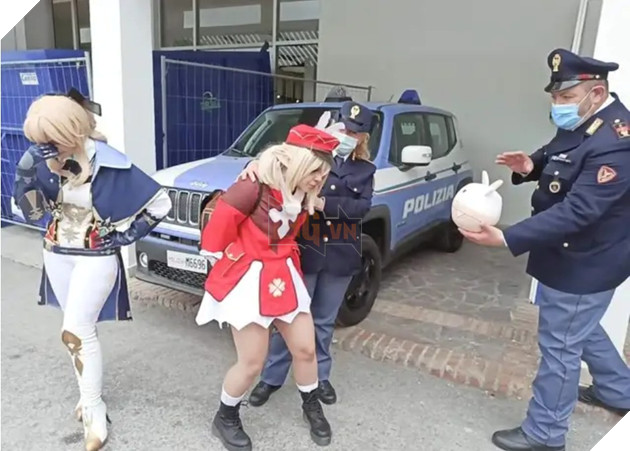 cosplay klee bị cảnh sát bắt