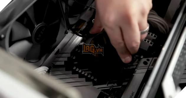 5 điều khó chịu mà game thủ gặp phải khi tự build PC tại nhà