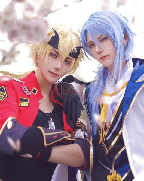 Genshin Impact: Cosplayer thực hiện bộ ảnh Daddy Zhongli tại Long Tích Tuyết Sơn đầy choáng ngợp 8