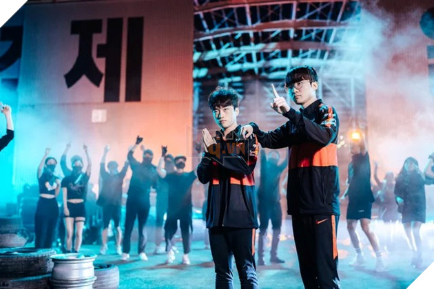 Faker bị Antifan tấn công LMHT LCK