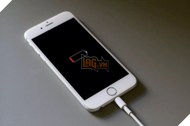 Apple tiếp tục bóp hiệu năng iPhone, bồi thường hơn 900 triệu USD 2