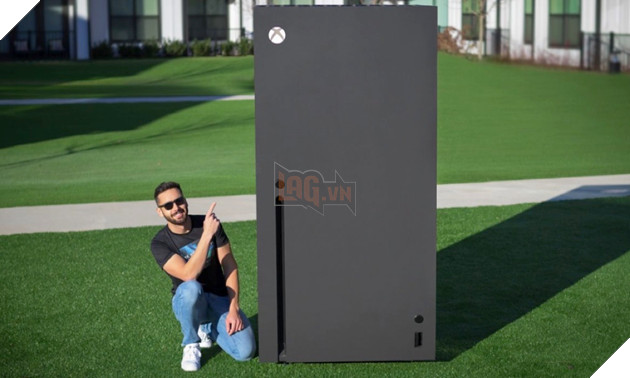 Máy chơi game Xbox lớn nhất thế giới vừa lập kỷ lục mới với kích thước bằng tủ lạnh 2 cửa 