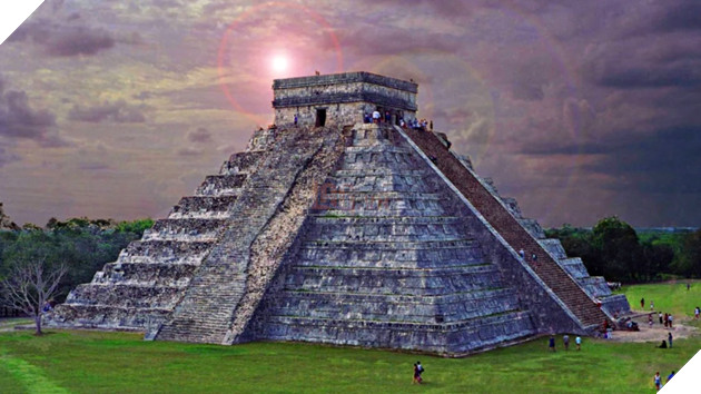 Những bí mật ẩn chứa bên trong các kim tự tháp Maya cổ đại?