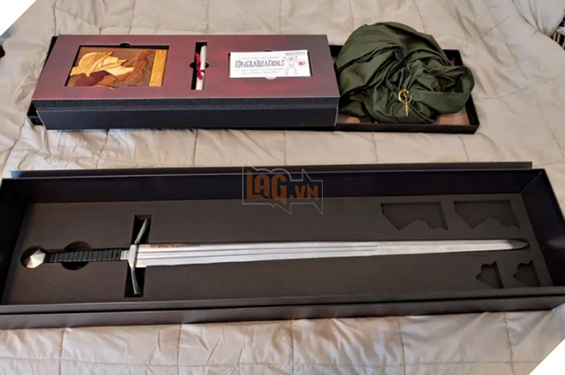 Sau nhiều lần bán hành Malenia, Let Me Solo Her được Bandai Namco tặng quà đặc biệt 2