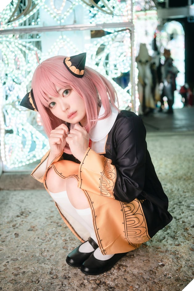 Nữ cosplayer lên tiếng xin lỗi cộng đồng vì uống đồ uống có cồn khi đang cosplay Anya