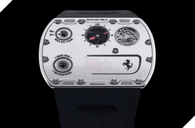 Richard Mille RM UP-01 Ferrari chiếc đồng hồ cơ mỏng nhất thế giới, với độ dày 1,75mm