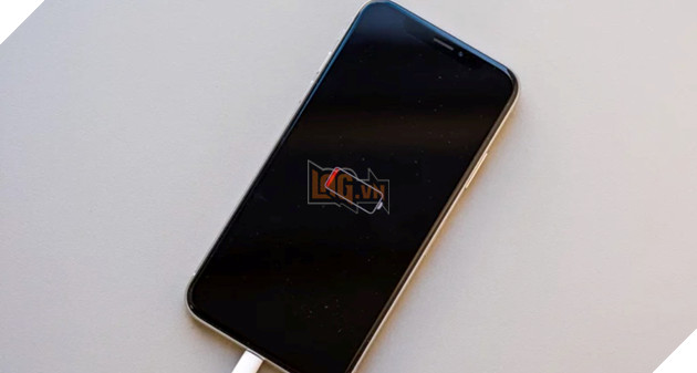 Những lý do bạn không nên sạc iPhone của mình lên 100% pin