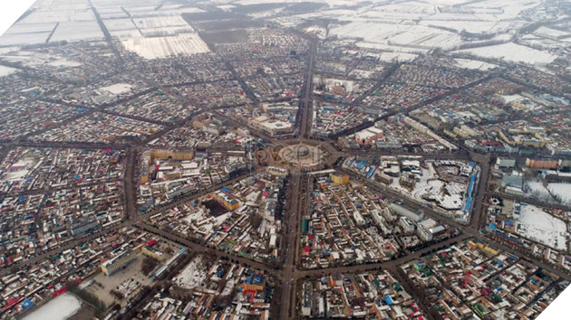 Tekesi - Thành phố thiết kế bố cục hình Bát Quái độc lạ tại Trung Quốc