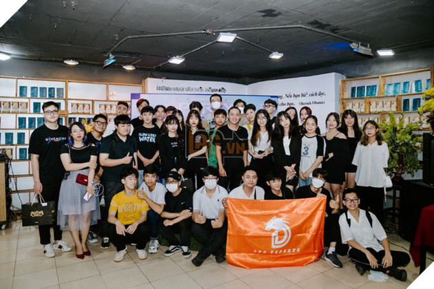 Game thủ khắp mọi miền đất nước cùng hội tụ, đếm ngược thời khắc Loạn Chiến Mobile chính thức ra mắt 14