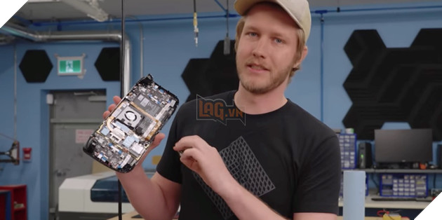 Modder "độ" Steam Deck với nhiều nâng cấp khủng, từ SSD, tản nhiệt, đến Thumbsticks