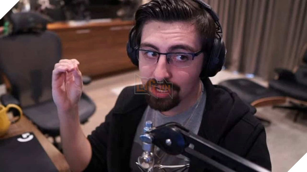 Cựu tuyển thủ CS:GO nói CS:GO giống như một trò đùa khi so sánh với Valorant về độ khó 