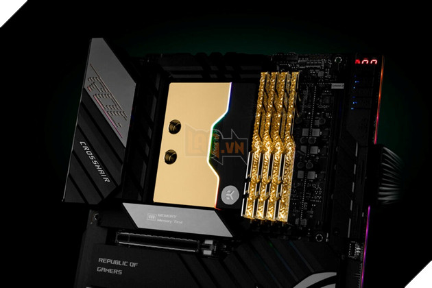 Xuất hiện dàn tản nhiệt nước custom EK mạ vàng cực đẹp