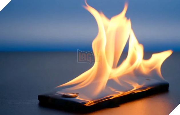 Điện thoại quá nóng: Hãy làm theo các bước dưới đây nếu không muốn điện thoại phát nổ