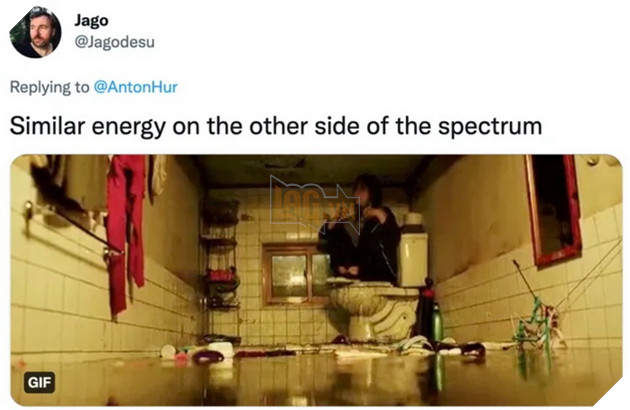 Đường ngập như biển hồ, anh trai Hàn Quốc tự nhiên biến thành meme khi ngồi chờ trên nóc xe 10