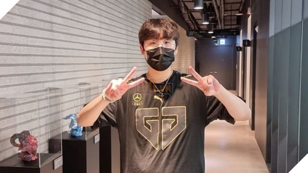 LMHT: Gen.G Ruler chia tay bạn gái chỉ sau 2 ngày quen nhau