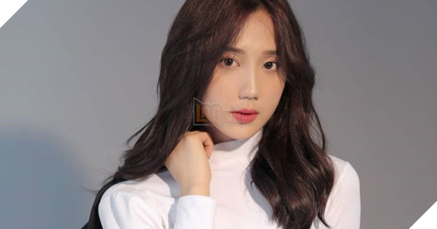 Mina Young lại bất ngờ thay đổi kiểu tóc khiến fan bất ngờ đến ngã ngửa