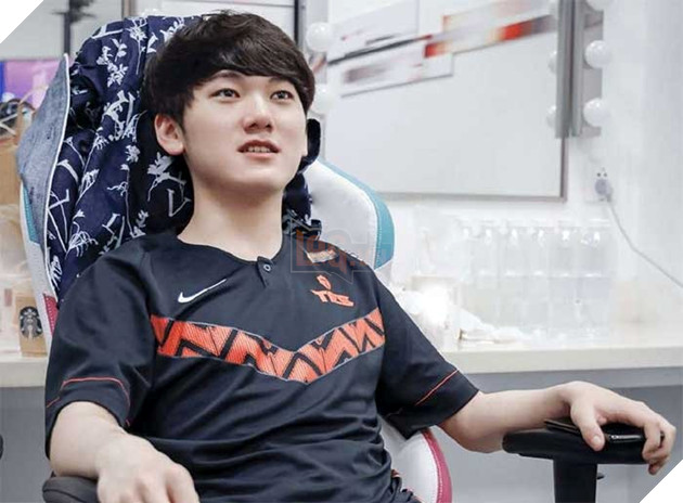 LMHT: Xuất hiện thẻ sưu tầm có chữ ký của JackeyLove được bán đấu giá 