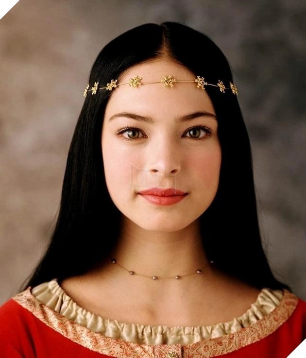 Điểm mặt những vai diễn Bạch Tuyết xinh đẹp